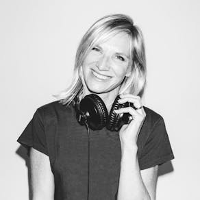 Jo Whileys 90s Anthems