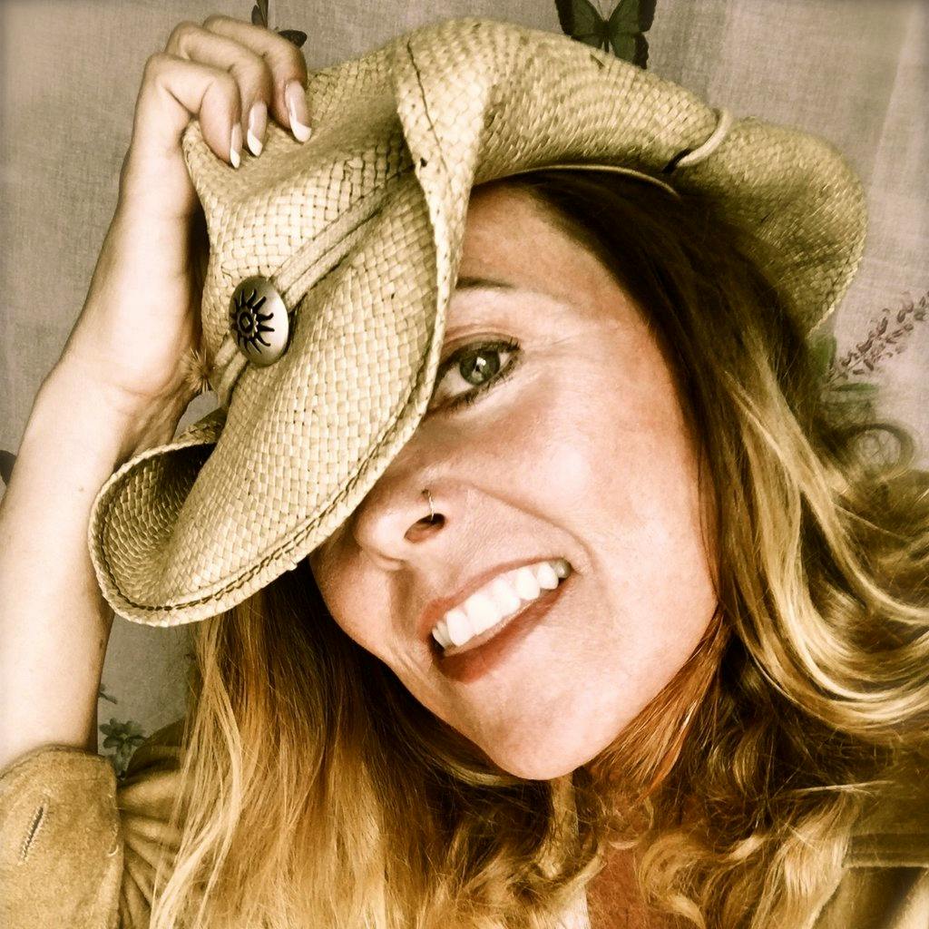 Rachel Harrington with Kora Feder at Thimblemill Library