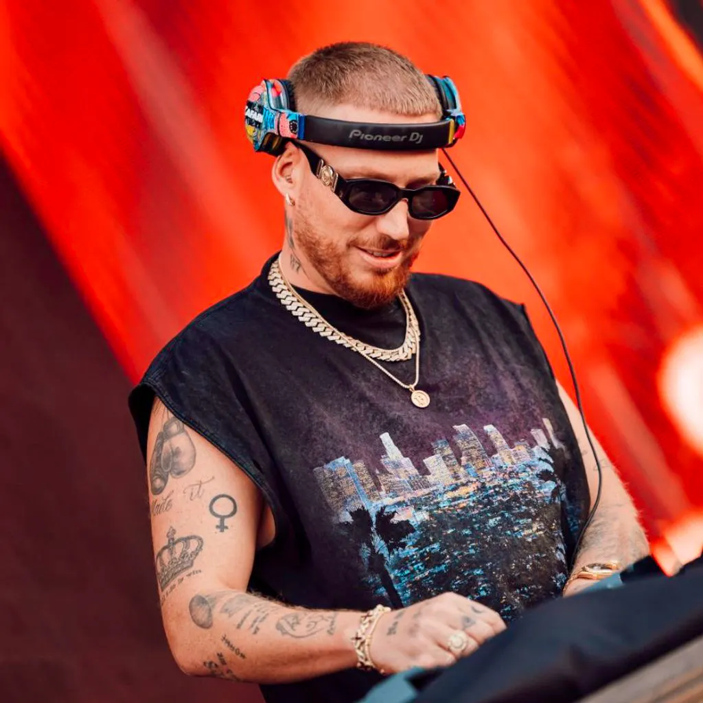 Hugel presents Make the Girls Dance at Ushuaia Ibiza Beach Club