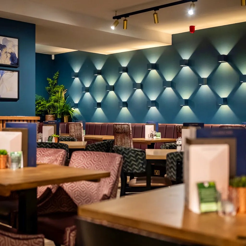 Speed Dating in Richmond by DateinaDash (Ages 30-55) at All Bar One