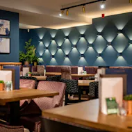 Speed Dating in Richmond by DateinaDash (Ages 30-55) at All Bar One