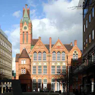 Birmingham Highlights Audio Tour: Urban Heritage and Landmarks at Birmingham Town Hall