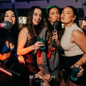 Old School Anthems vs UK Garage