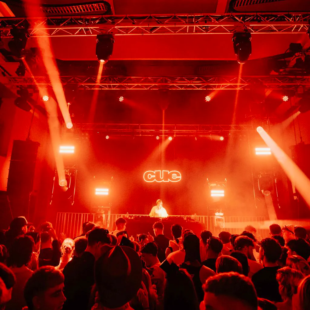 CUE - Cardiff : Halloween w. Locky, Saoirse & more at Y Plas