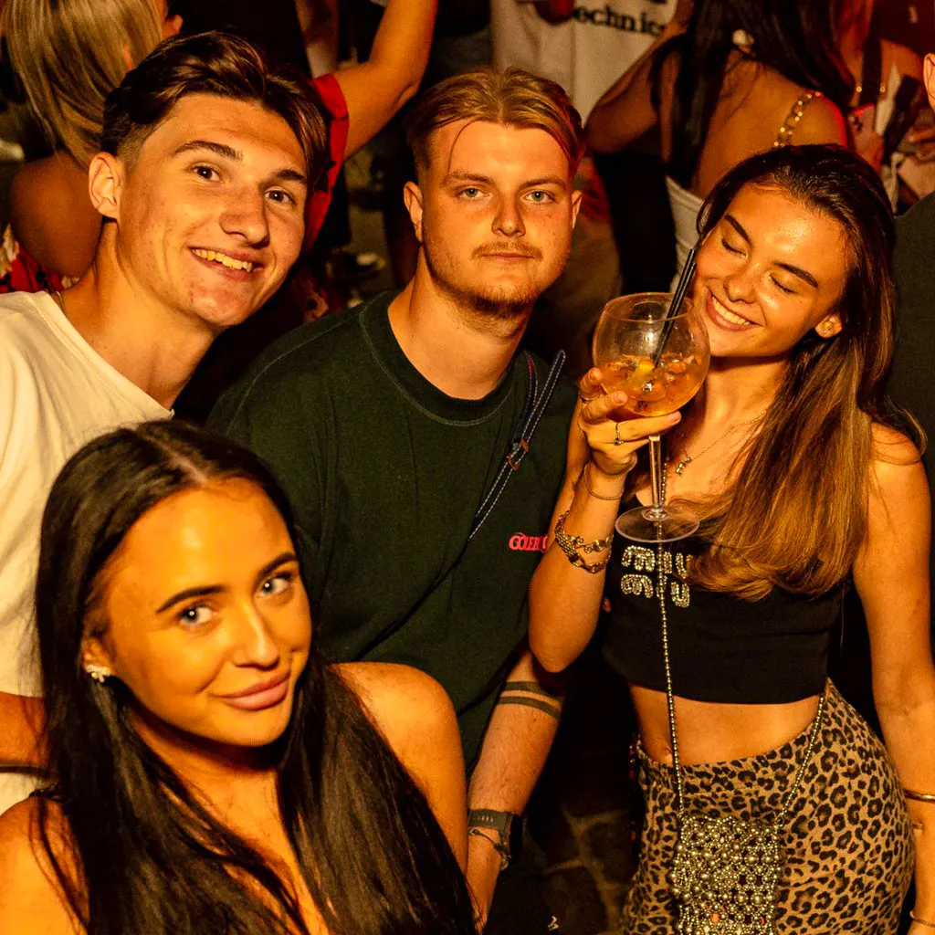 UnityGrooves Presents: 360° at Ss9 Bar