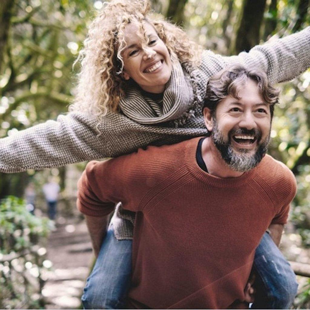 Little Something' Dating (*45-60) @ The Long Bar & Grill at The Long Bar And Grill, Harbour Hotel,