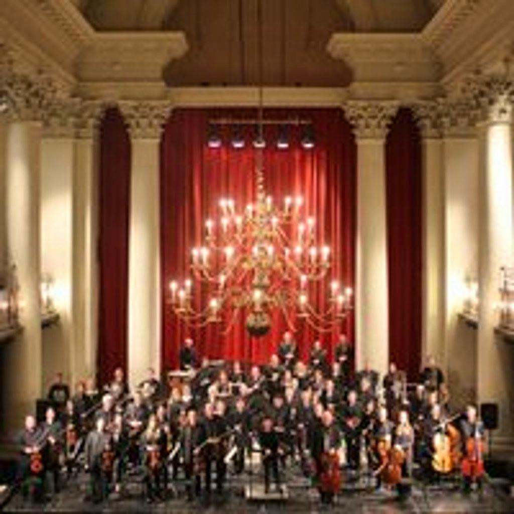 Northern Lights and New World - 30% Discount! at Cadogan Hall