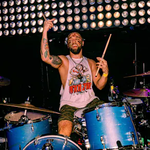 Amen Sage Live Jungle Drummer + MC Blacka