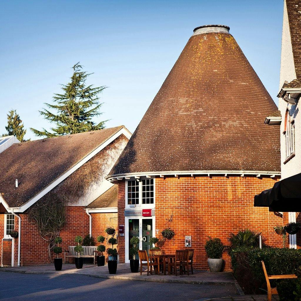 Fawlty Towers, Basil's Twin! Live comedy dining show Mercure