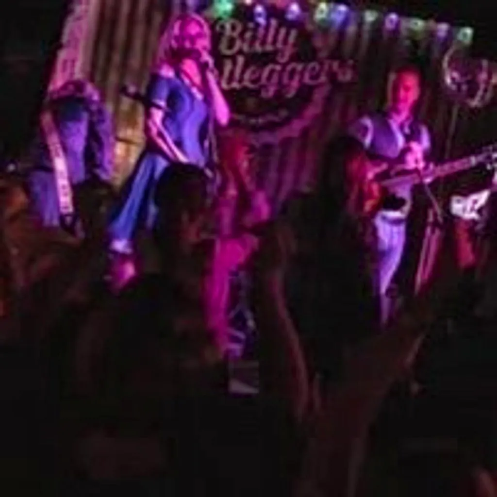 Long Tall Mama - Live @ Billy's at Billy Bootleggers