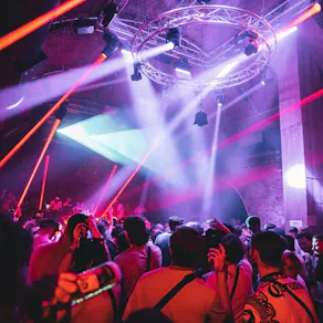 FREE TICKETS + FREE DRINKS - RnB, Reggaeton, Afrohouse & Pop!