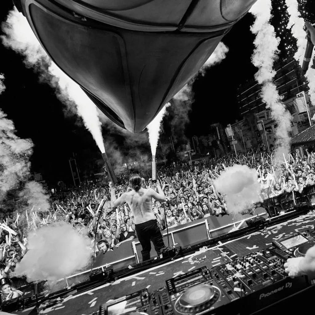 Tomorrowland and Dimitri Vegas & Like Mike at Ushuaia Ibiza Beach Club