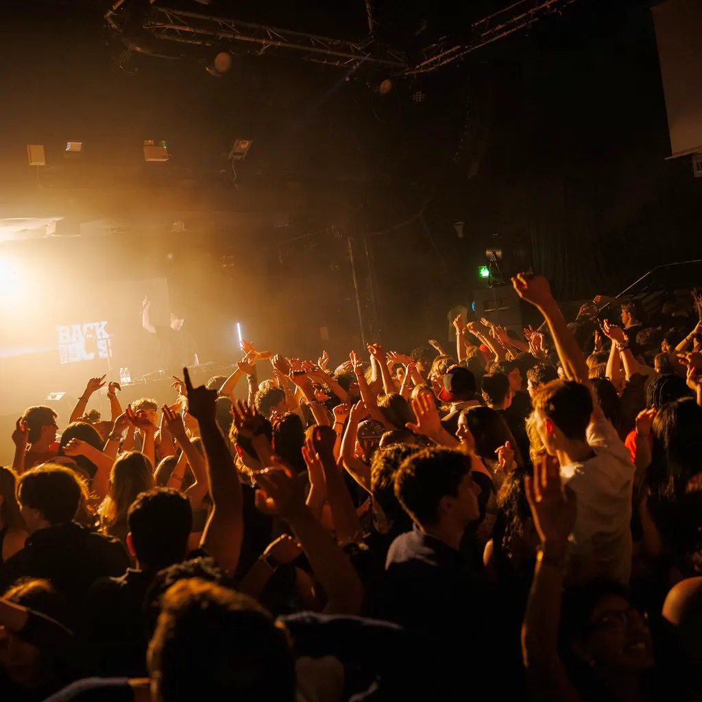 Back To The 90'S & 00'S: Throwback Session at The Scala 