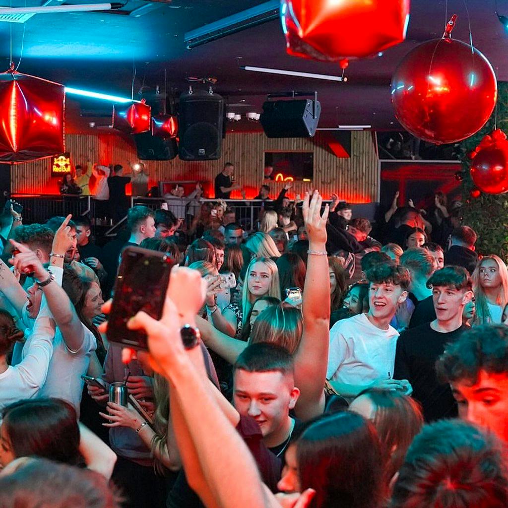 Tempo Christmas Day at Tempo Clydebank