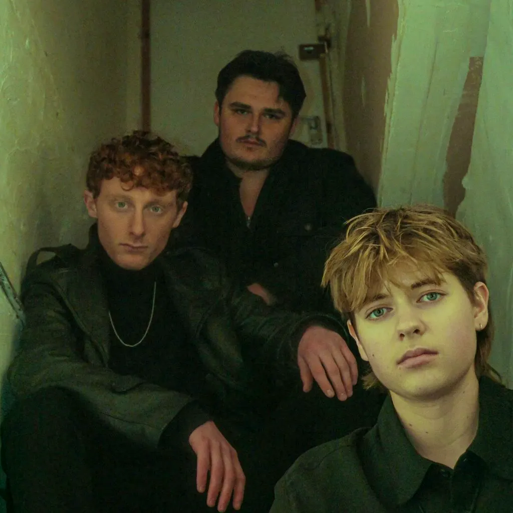 5 Degrees North X Spinnaker X Donkee at The Folklore Rooms 