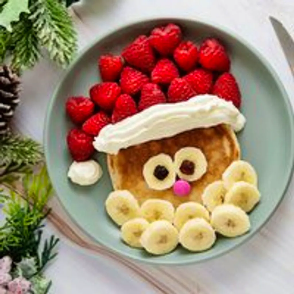 Brunch With Santa At The Garden Bar & Restaurant, Monton at The Garden Bar And Restaurant