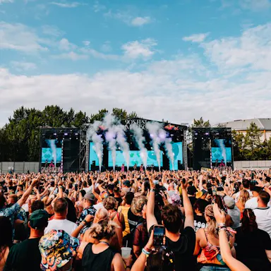 90s Fest 2026 — DON VALLEY BOWL