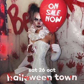 Love Pub + Grub - Sat 26 October- HALLOWEEN