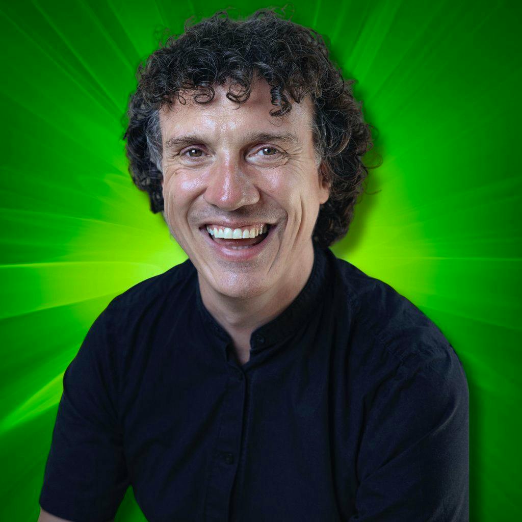 Darragh Ennis: The Ultimate Pub Quiz at Cardiff Theatre Cafe At St. Andrew's