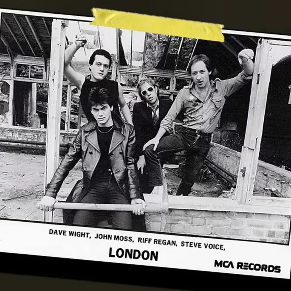 London + The Aliens at The Black Prince