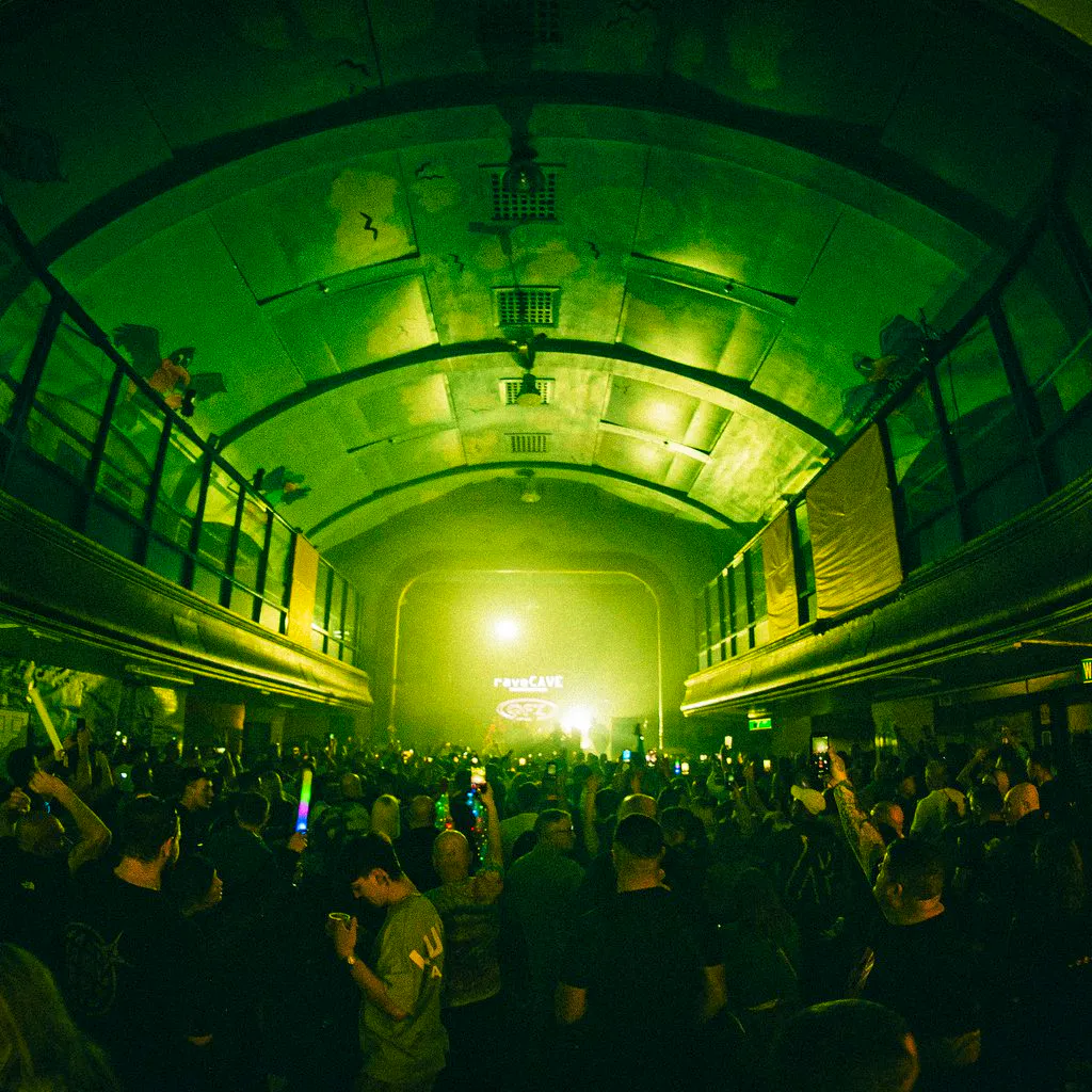 raveCAVE - Enter The Rave at The Ayr Pavilion