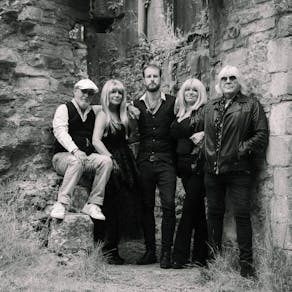 Fleetwood Mac Tribute LIVE AT LUNA