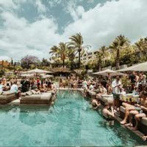 Babylon Marbella - Pool Party w/ Hannah Wants