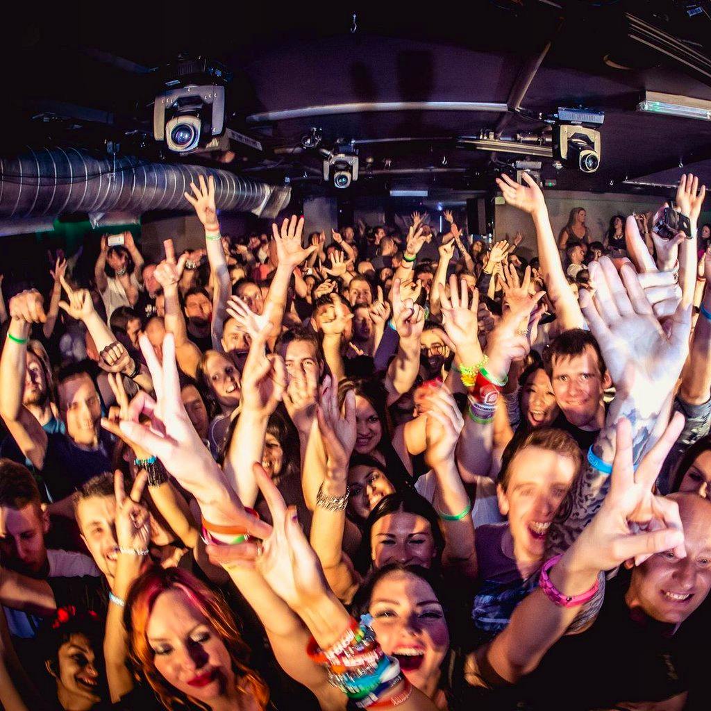 RONG presents VII X Tenth Birthday at Nowhere