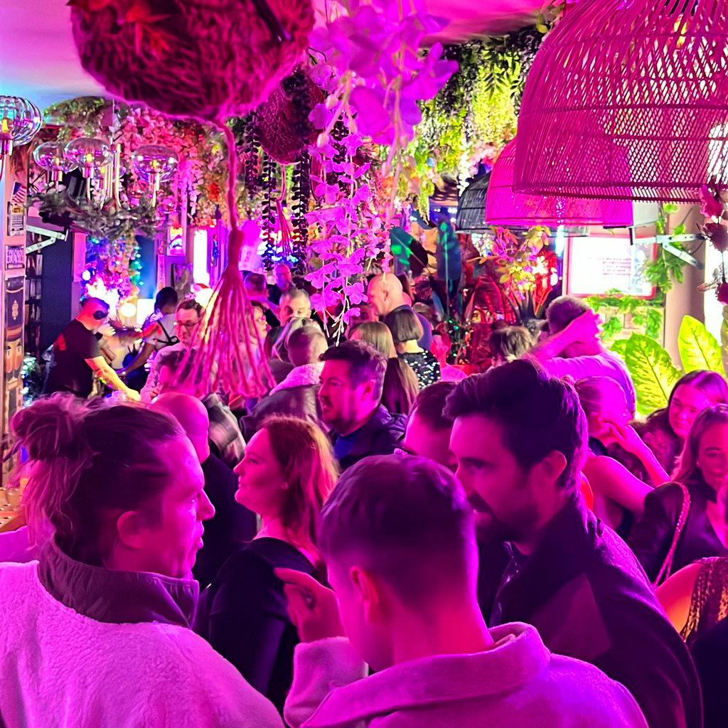 Monroe's New Year Bash at Sg5 1bb