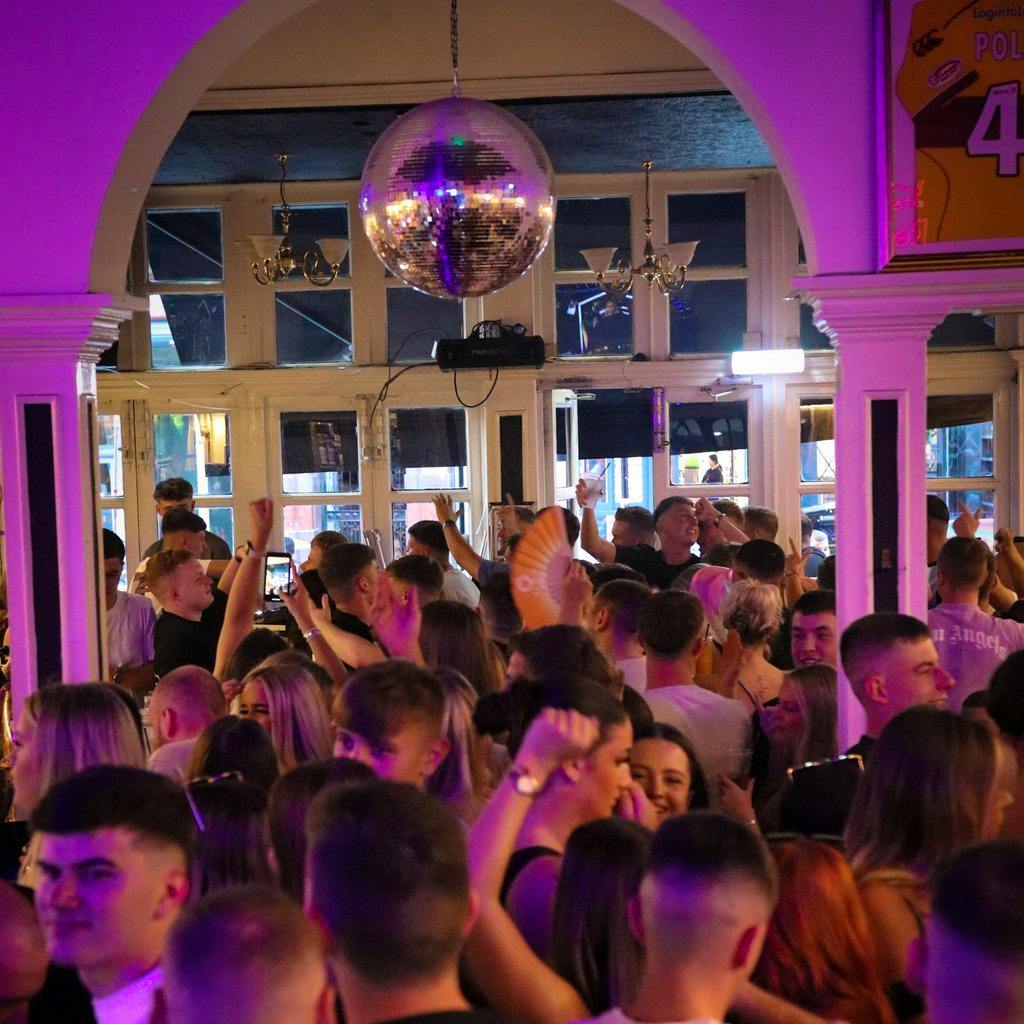 Nicos Boxing Day All Dayer at Nicos Cafe Bar