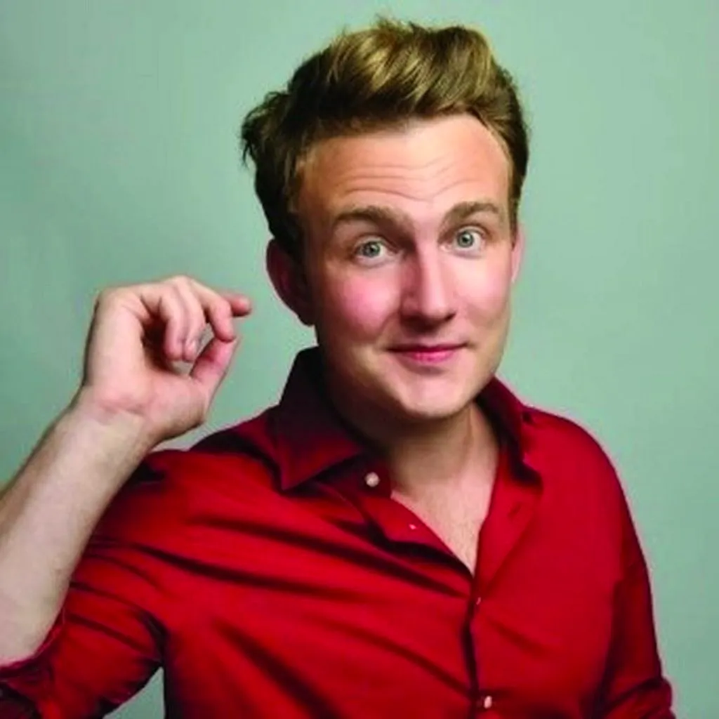 Comedy : Tom Houghton and more at Crown And Treaty, UK