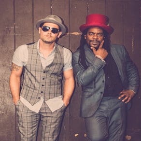 Tyber & Pete from The Dualers