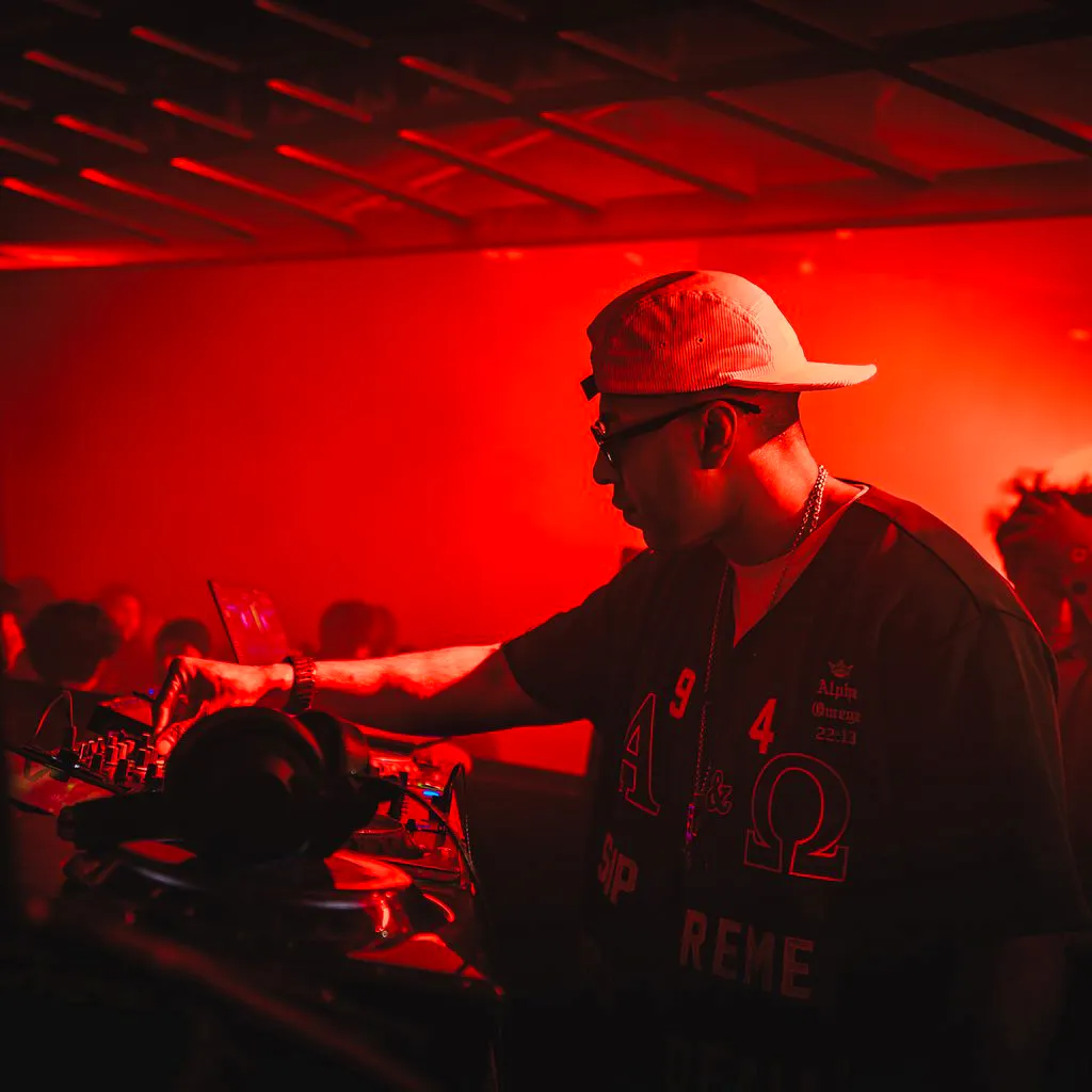 The London Freshers UV Rave at Ministry Of Sound,UK