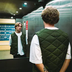 Colour presents: Lewis Taylor