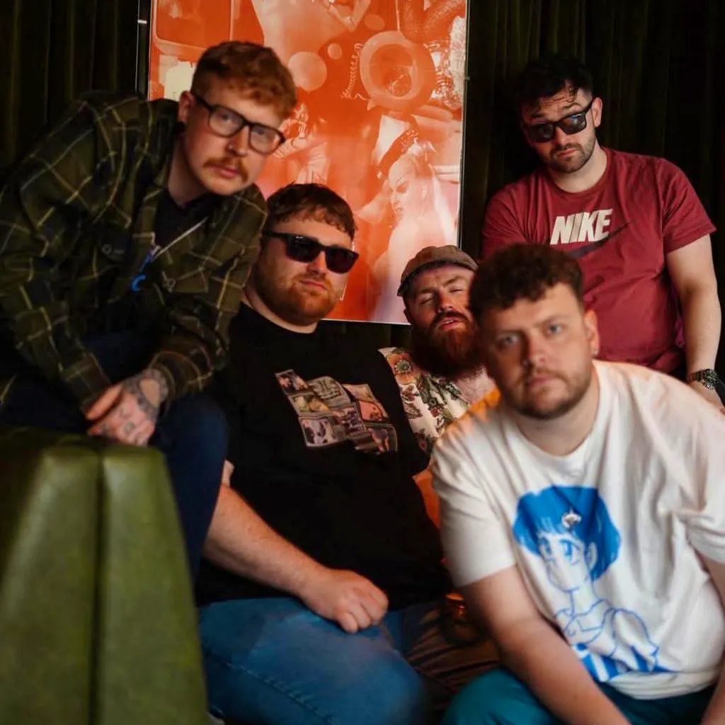The False Flag - Live at Hallamshire Hotel at The Hallamshire Hotel