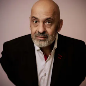 Mike Gunn headlines our comedy night at Jesus Green Lido