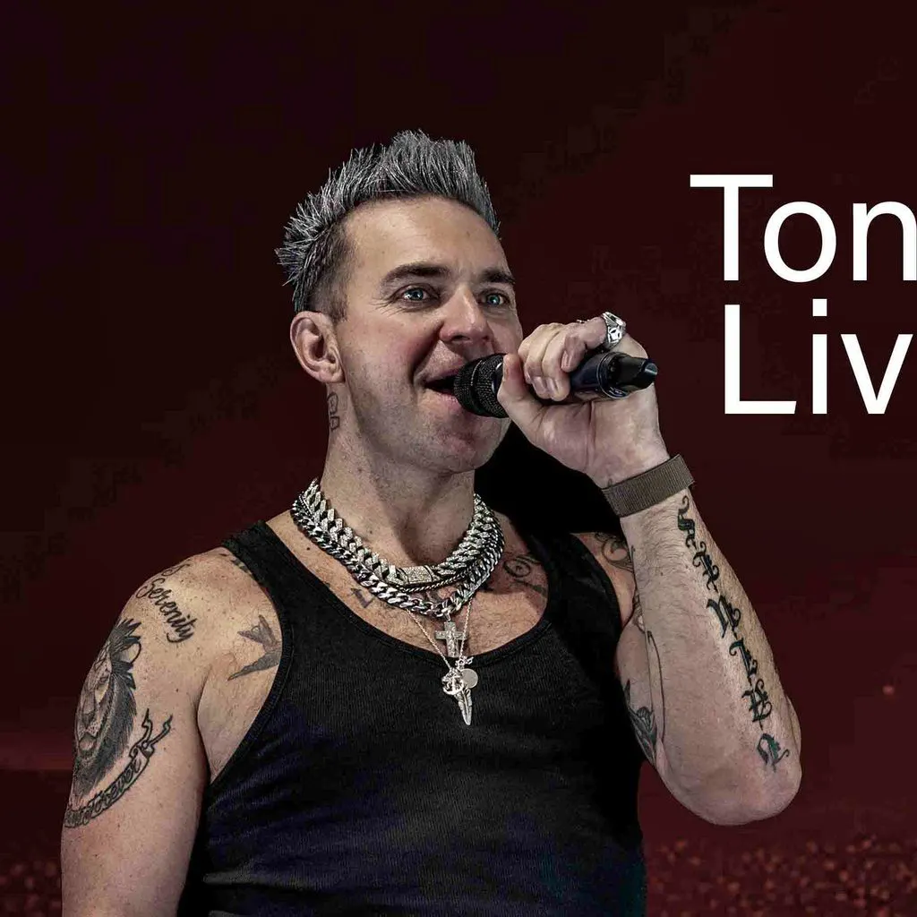 Robbie Williams Tribute Night - Wythall at Wythall Community Club