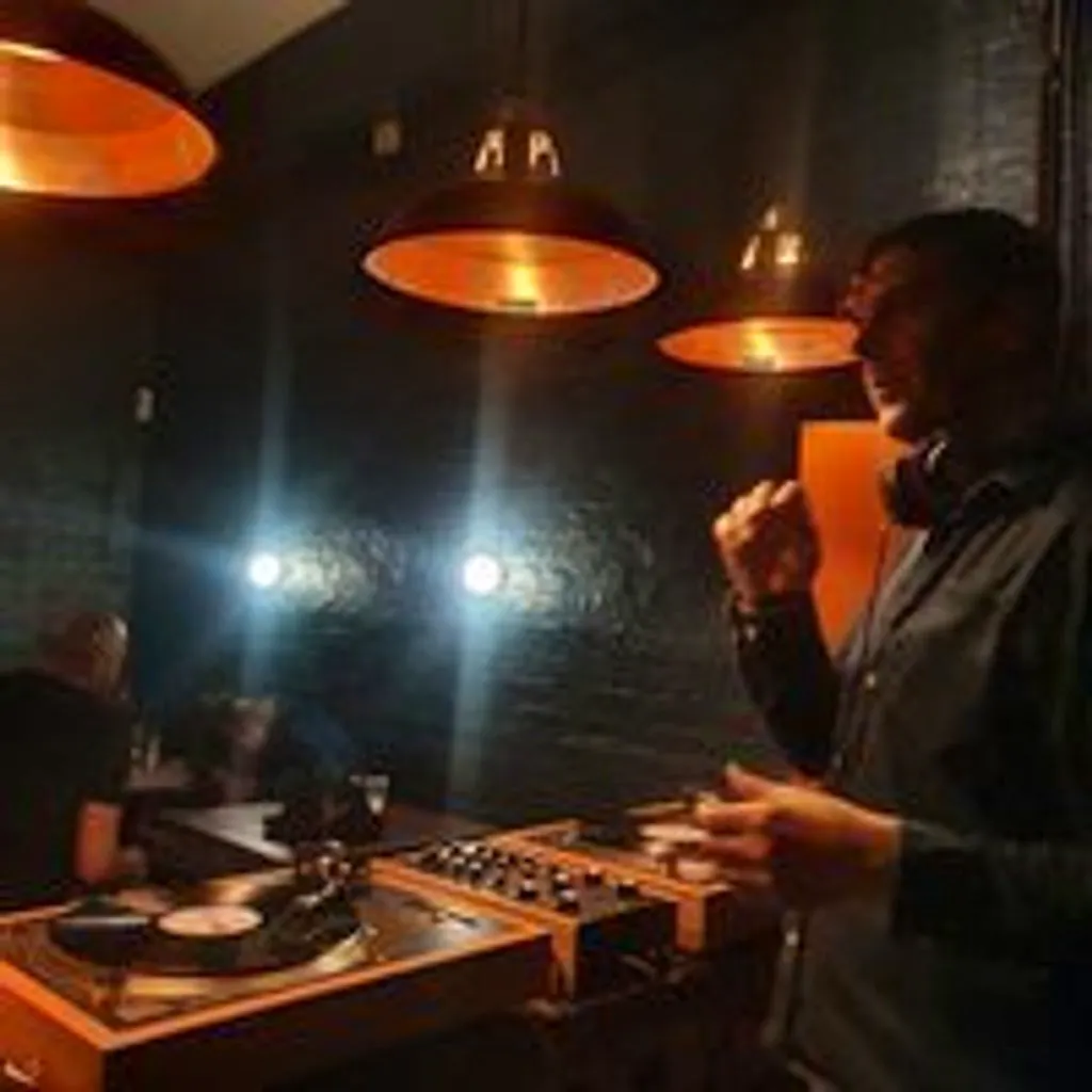 Strictly Vinyl Easter Thursday special at 26 Curtain Road