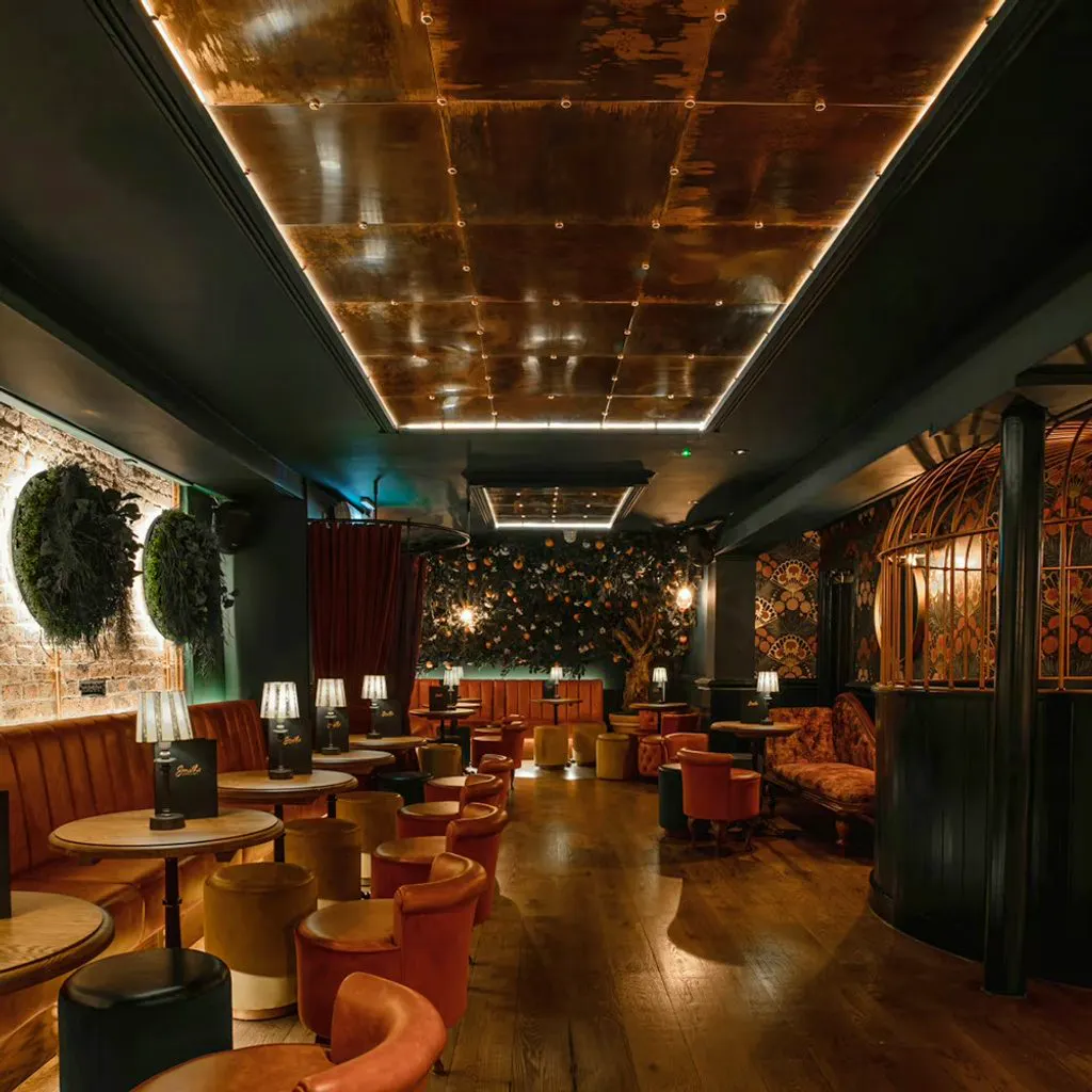 Speed Dating in Hammersmith @ Smith's Cocktail Bar (Ages 30-55) at Smiths Cocktail Bar