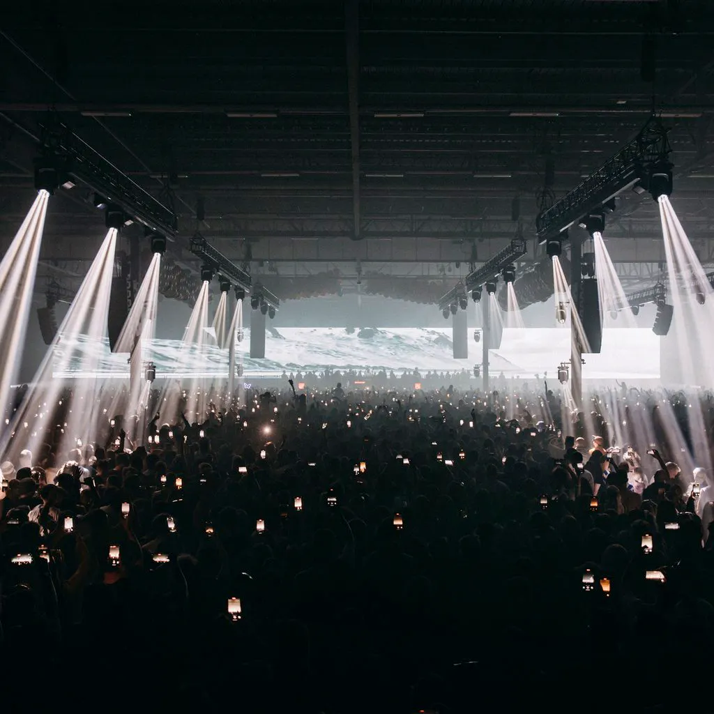 A State of Trance | Drumsheds, London - 25 Years of ASOT at Drumsheds London