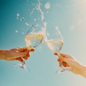 'Little Something' August Summer Drinks For Singles in Coulsdon