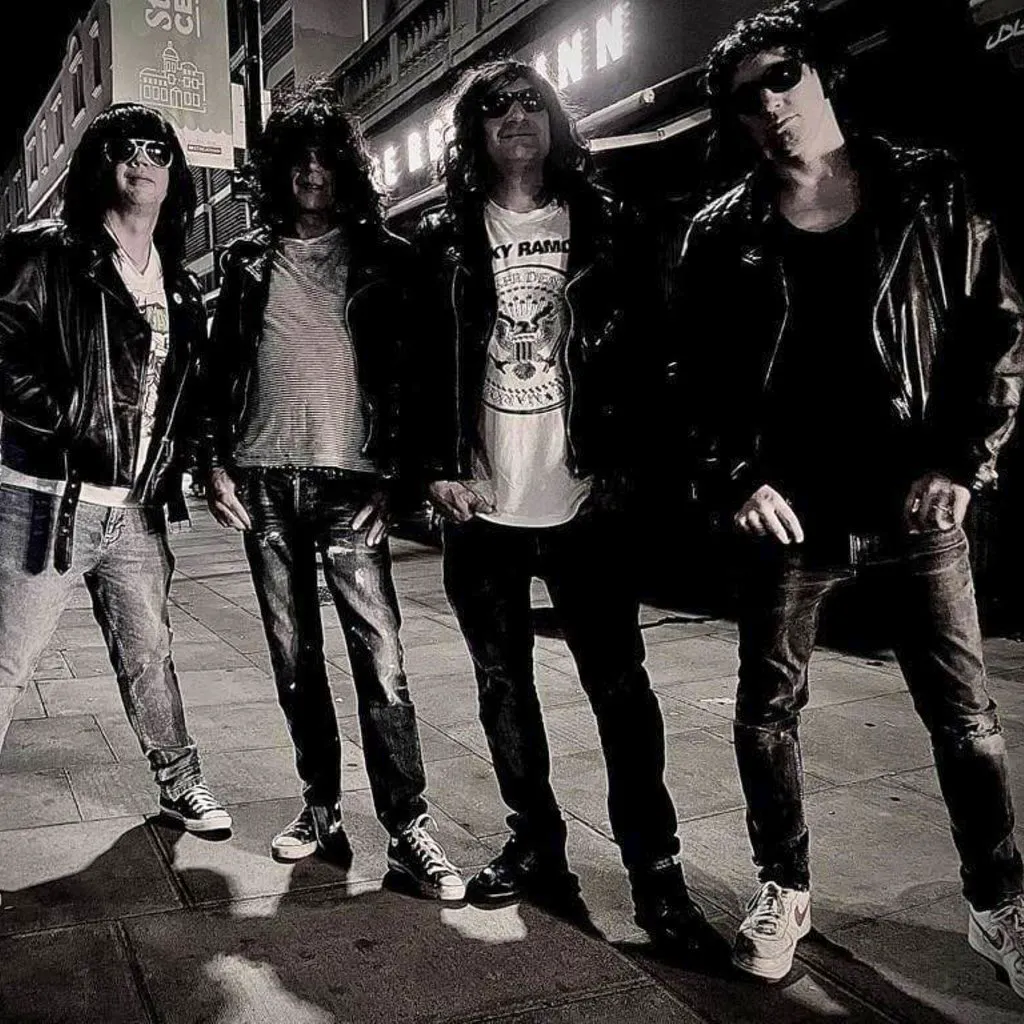 I WANNA BE SEDATED - Ramones Tribute V Julies Dead (originals) at The Arena Crewe