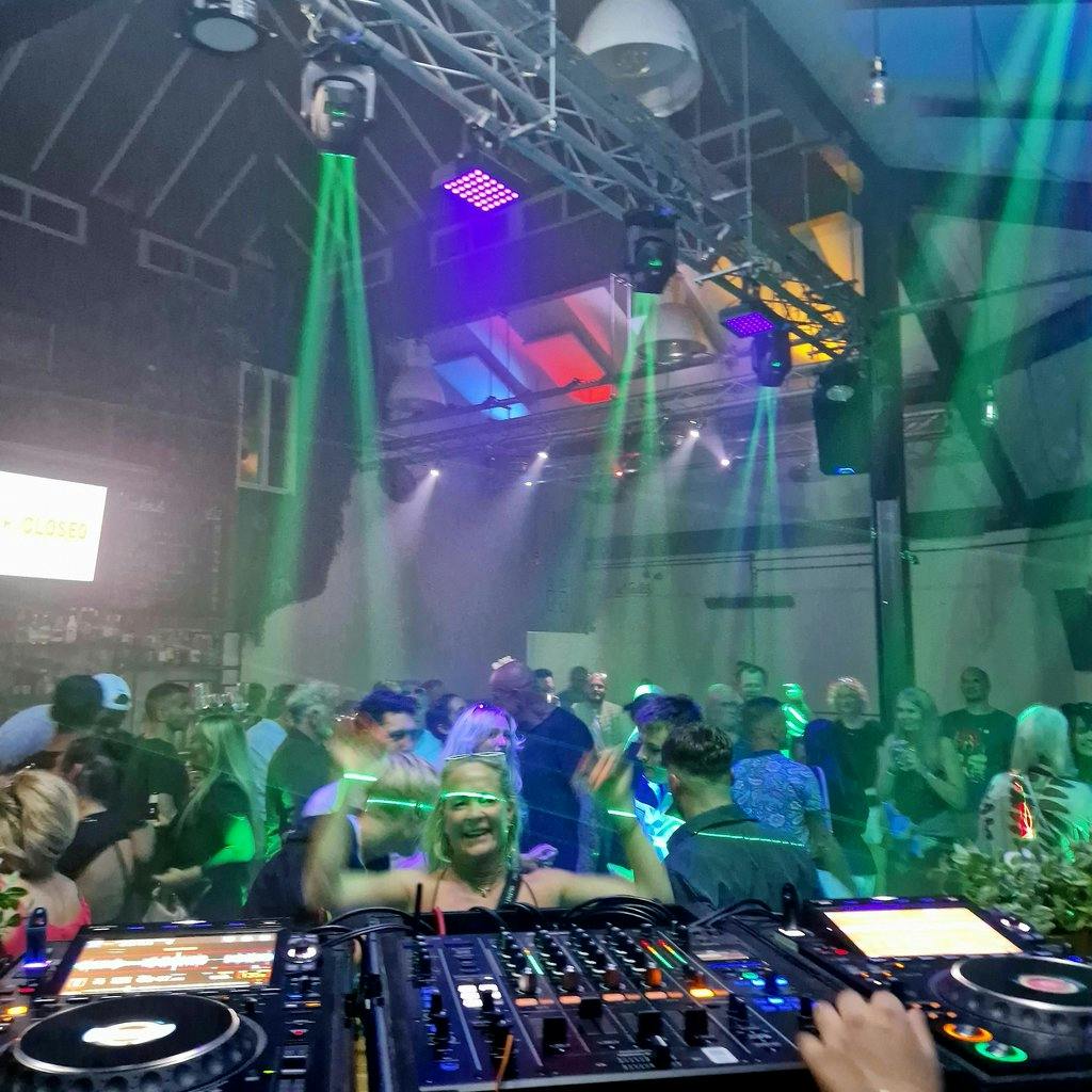 Tickets Naked "Feel The Vibe" Winter House Party The Old Auction