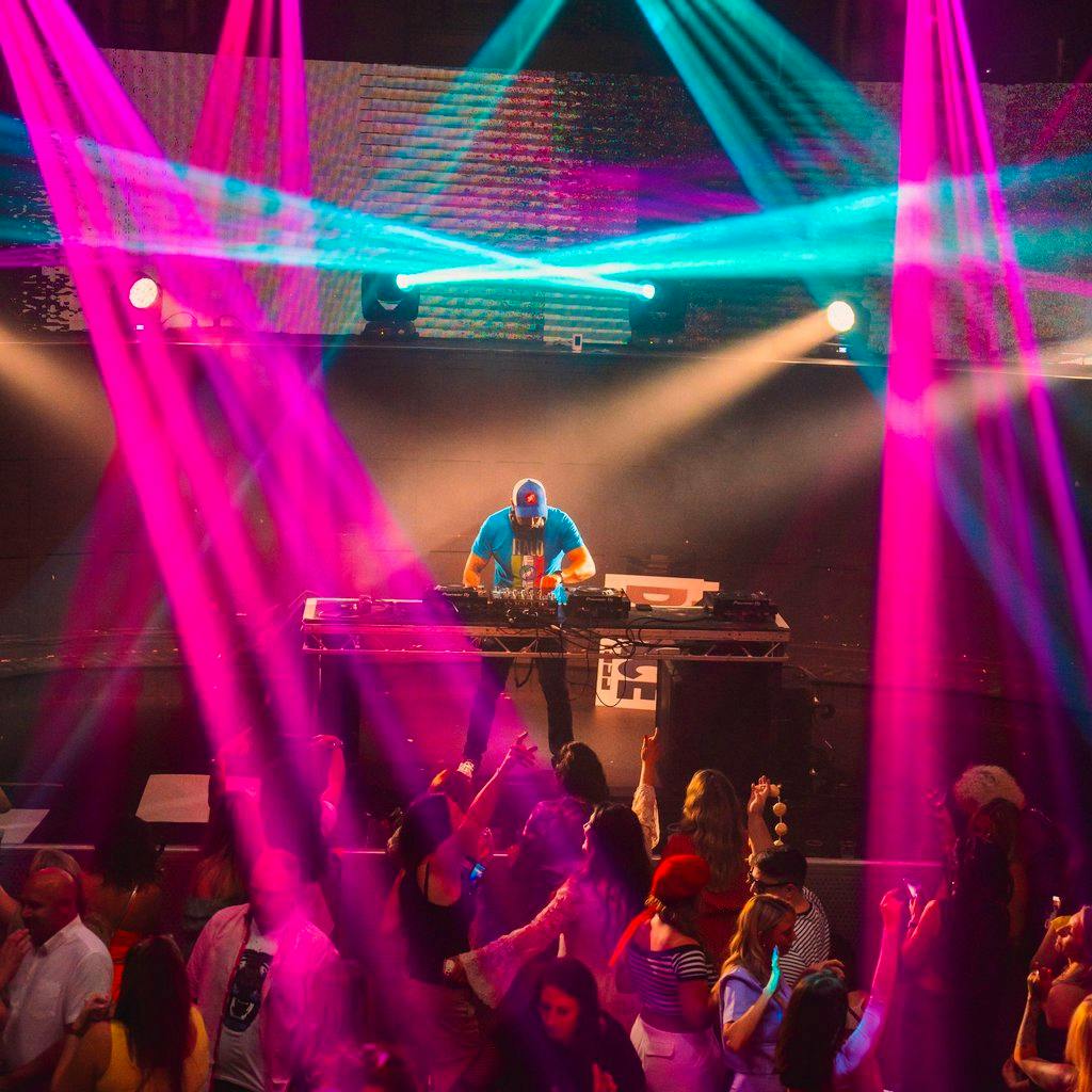 Mothers Day - Bottomless Brunch with Lee Butler at The Dome At Grand Central Hall