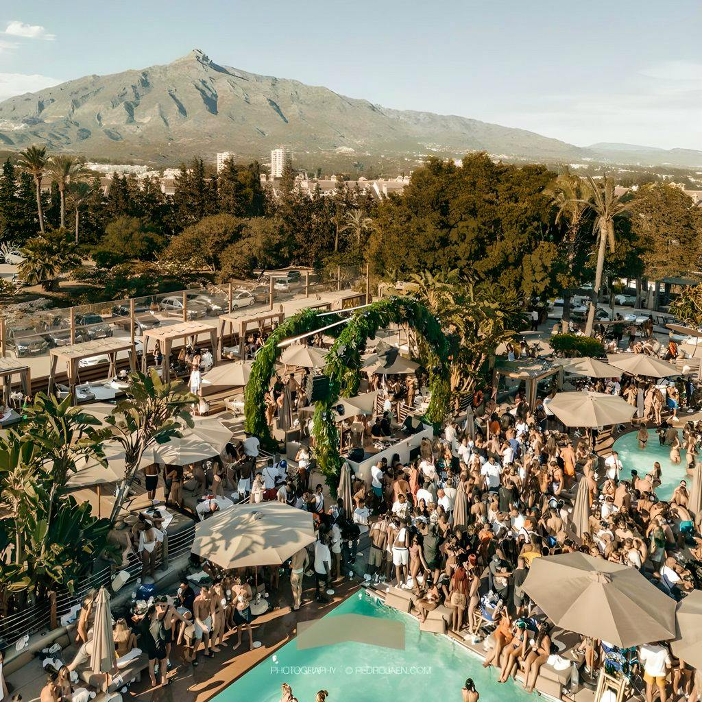 Naô Marbella - Bank Hol Opening Party - MASSIVE SPECIAL GUEST at Nao Pool Club