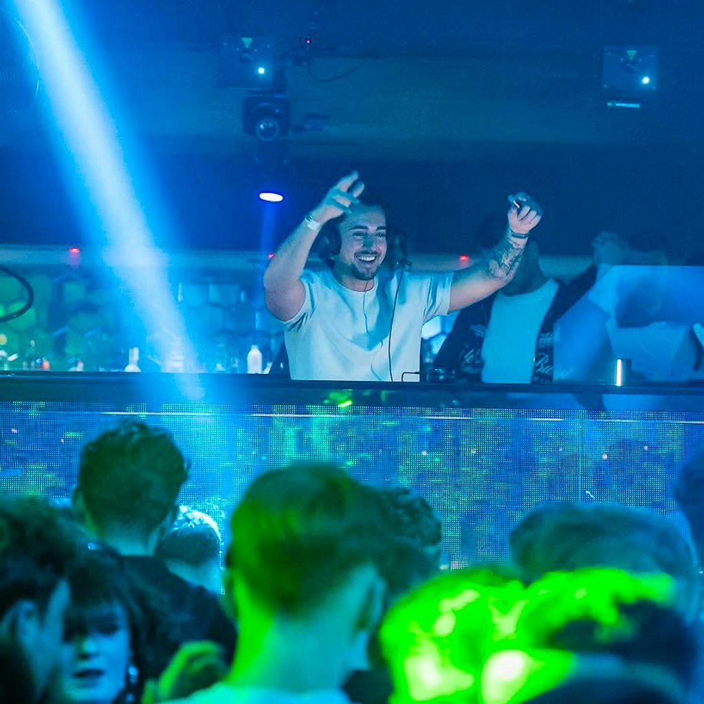 UnityGrooves Presents: 360° at Ss9 Bar