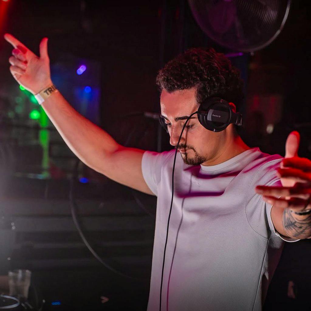 UnityGrooves Presents: 360° at Ss9 Bar