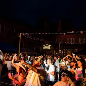 Rodeos Country Christmas Market with Luke Combs UK