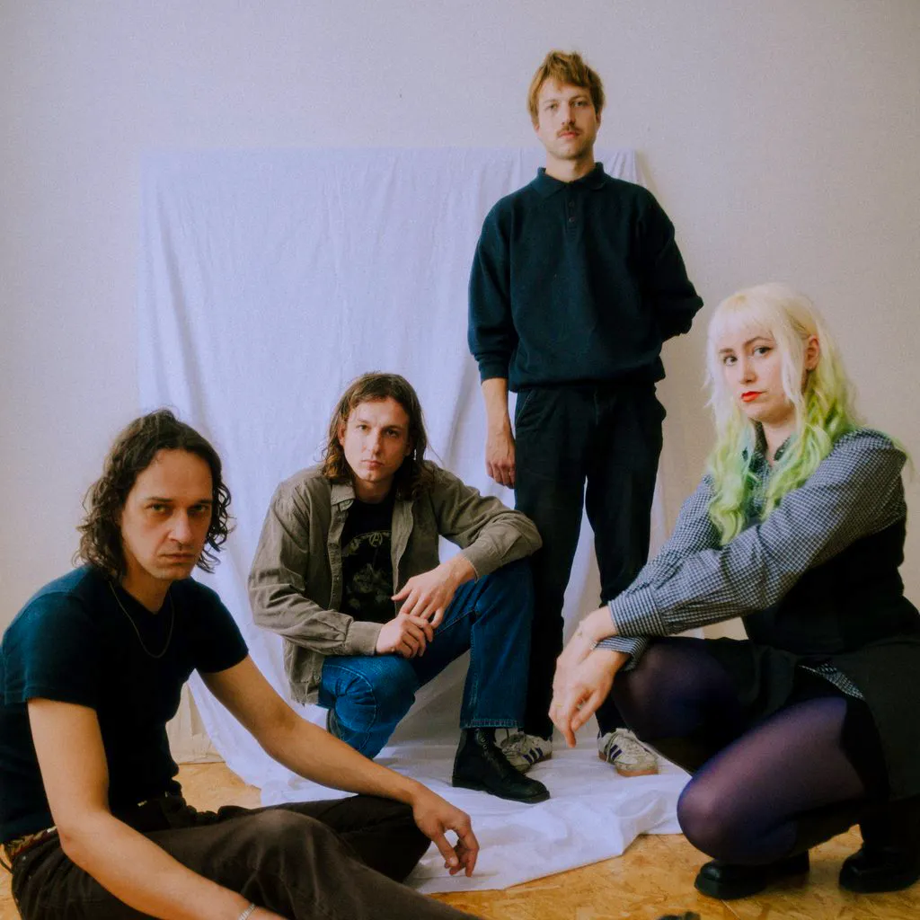 DC Presents: Real Farmer + Support at Delicious Clam