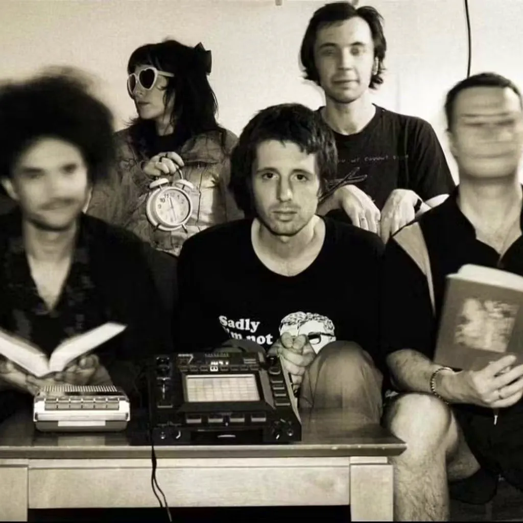 European Taxis // The Press Gang at Big Hands